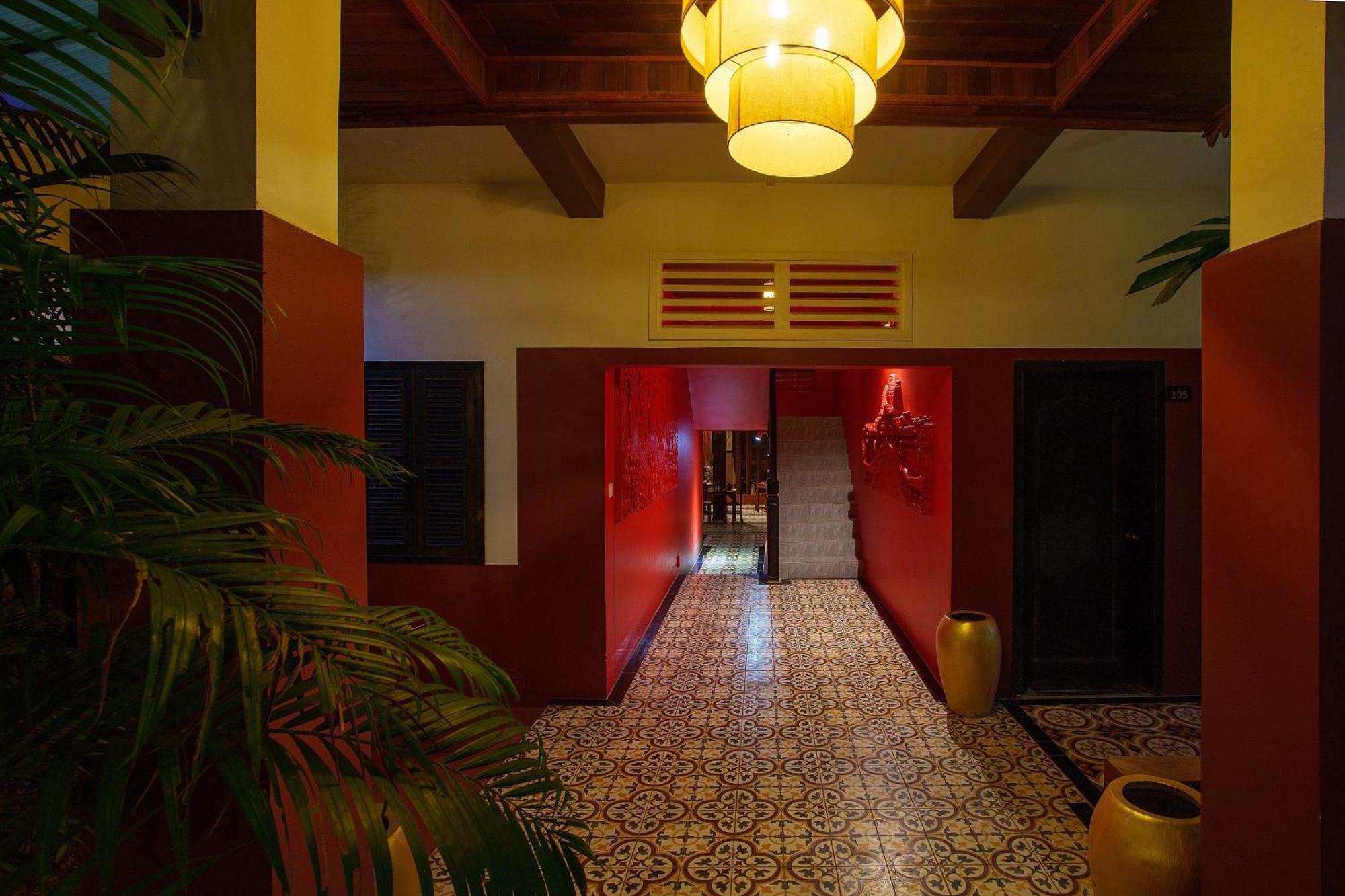 Hotel 1960