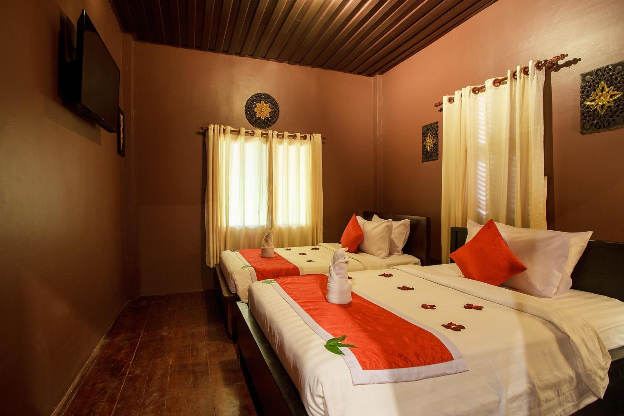 1960 Hotel 4*